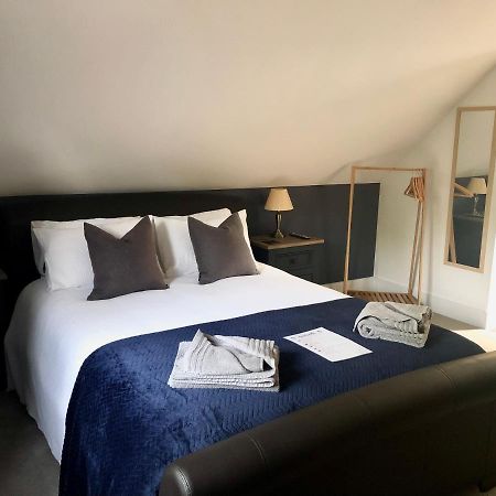 Oakworth Lodge - New Self Contained Studio Хитфилд Экстерьер фото
